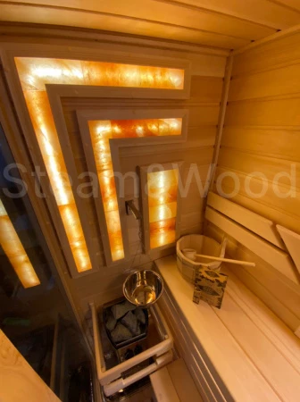 Трехместная угловая финская сауна Luxury из кедра